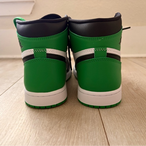 Nike Air High-Top Sneakers in Black, White, and Green - Picture 5 of 6